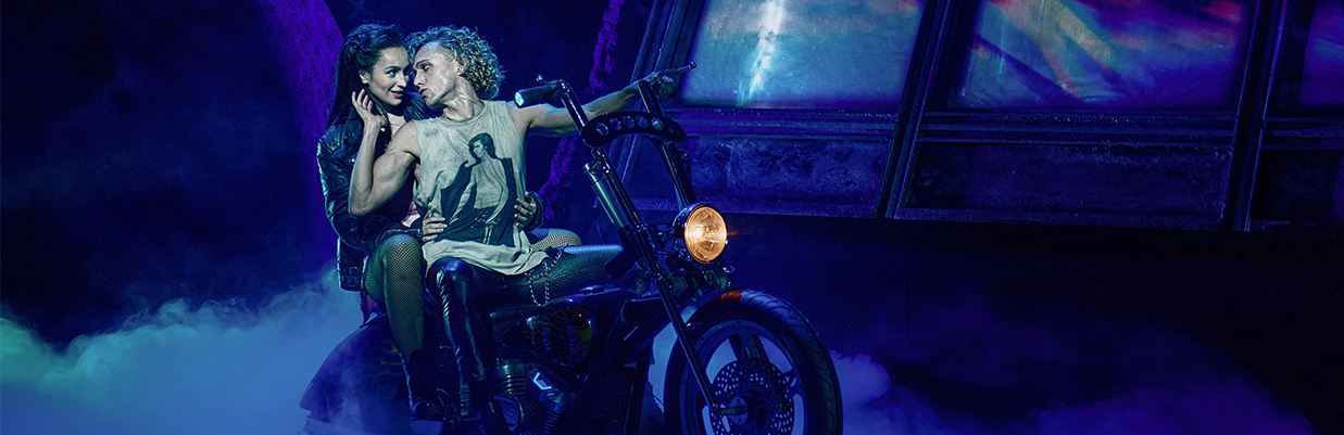 © Chris Davis Studio Bat Out Of Hell_Header