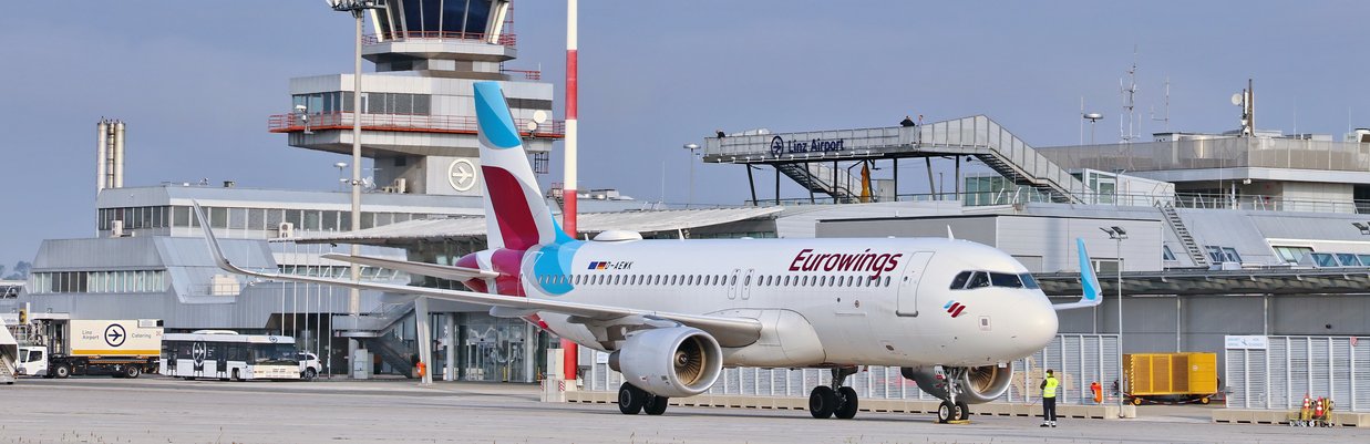 © Flughafen Linz GesmbH Flugzeug - Flughafen Linz