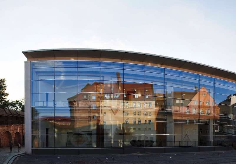 © Uwe Niklas Wolkenlos_Franken2021_Neues_Museum_UweNiklas.jpg